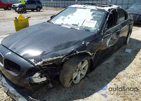 2011 BMW 528I из США, поврежденный, VIN WBAFR1C58BC747924